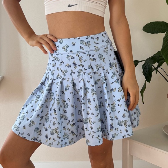 Sage Pleated Floral Printed Sky Blue Tennis Skirt With Built In Shorts Size XS - Picture 1 of 9